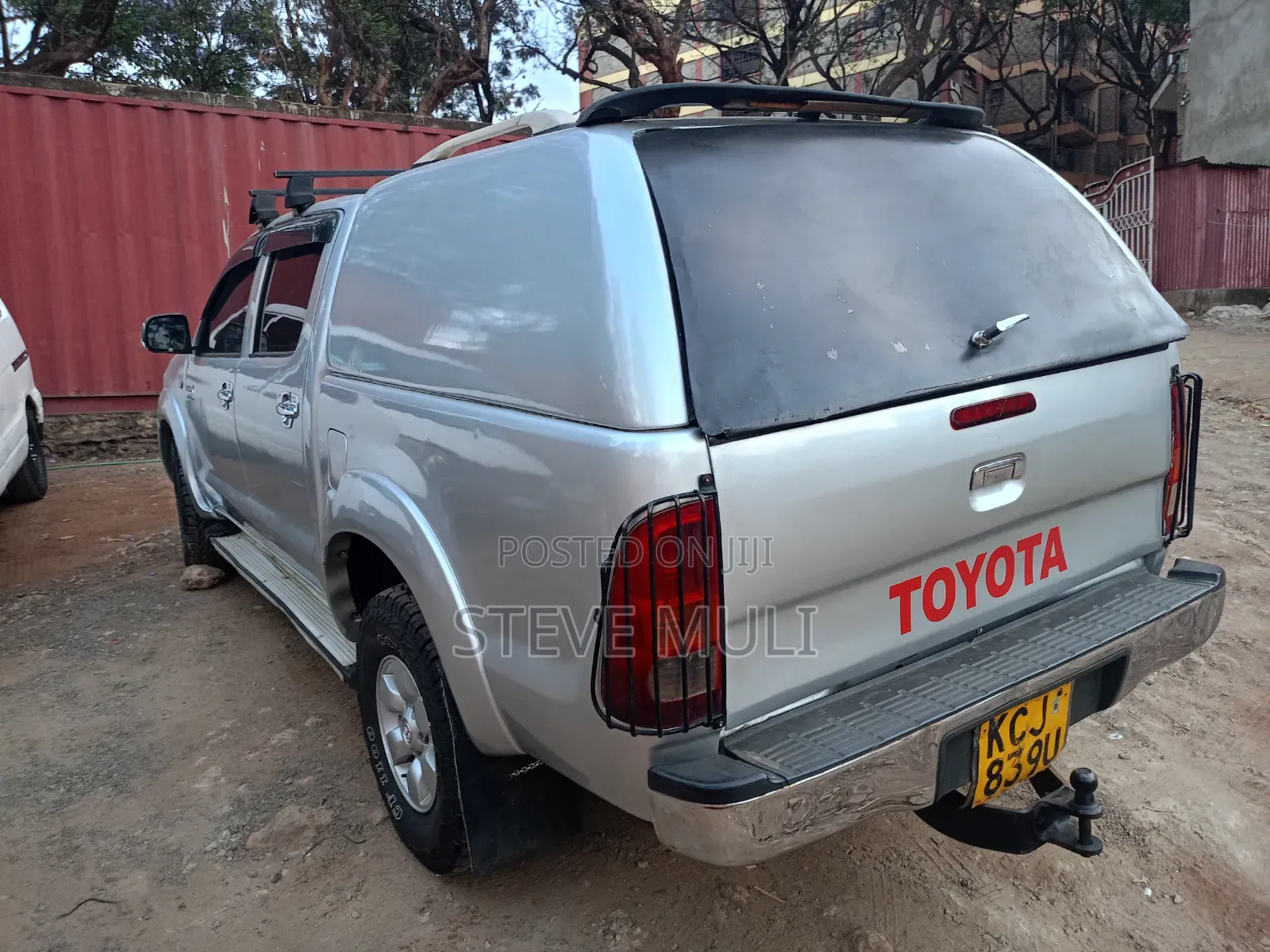 Toyota Hilux 2009 Silver