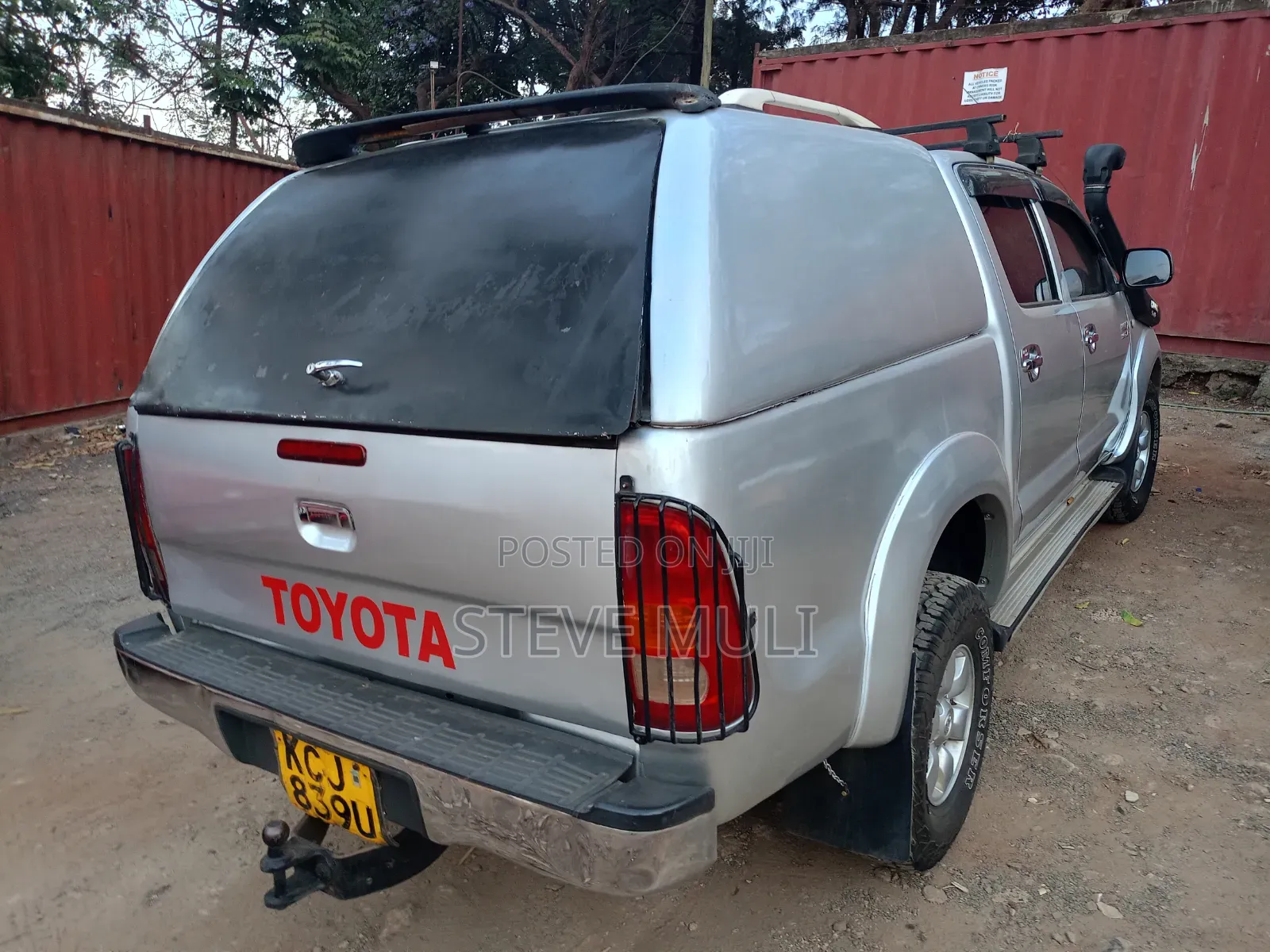 Toyota Hilux 2009 Silver