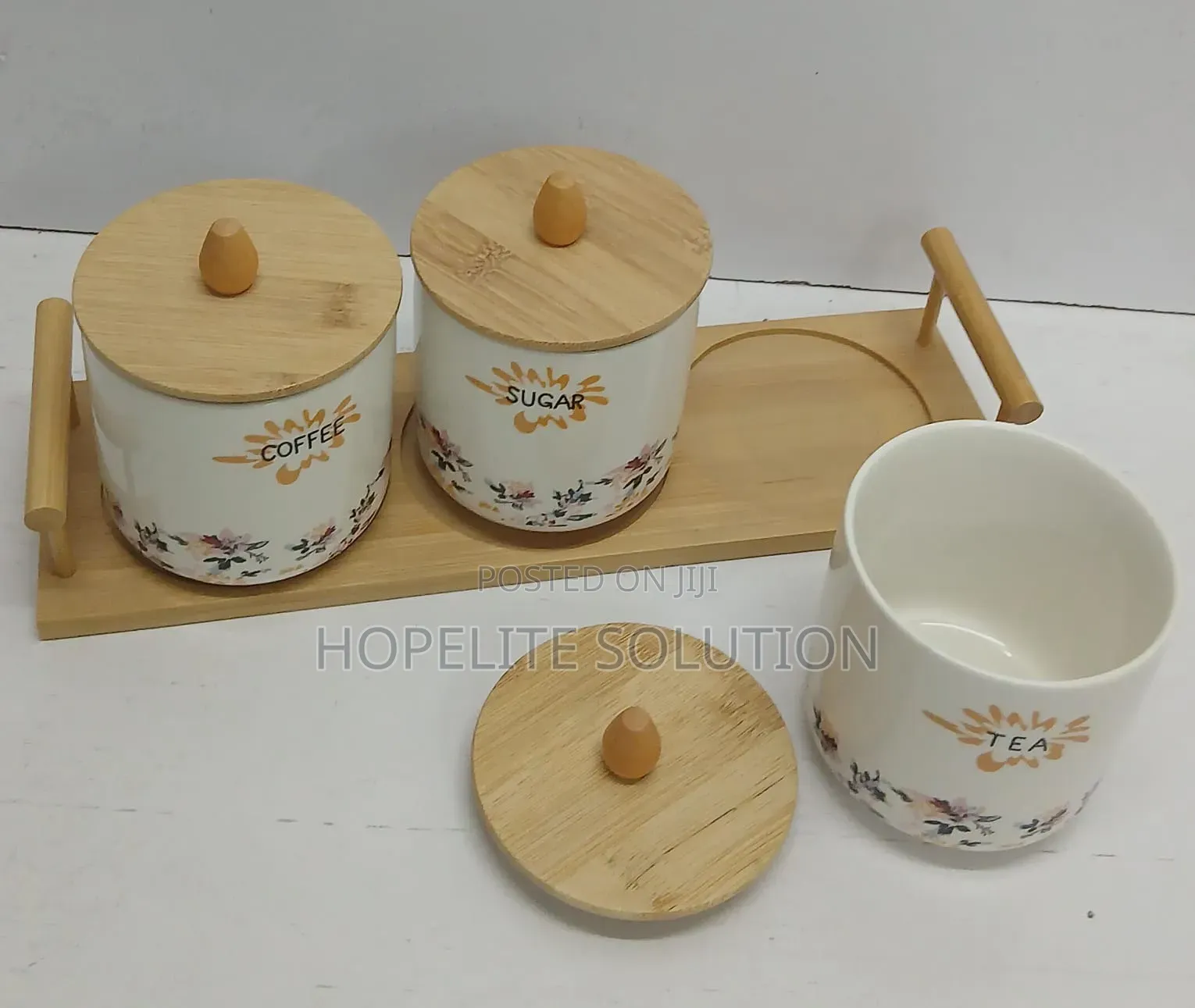 Airtight Storage Containers Plus Tray