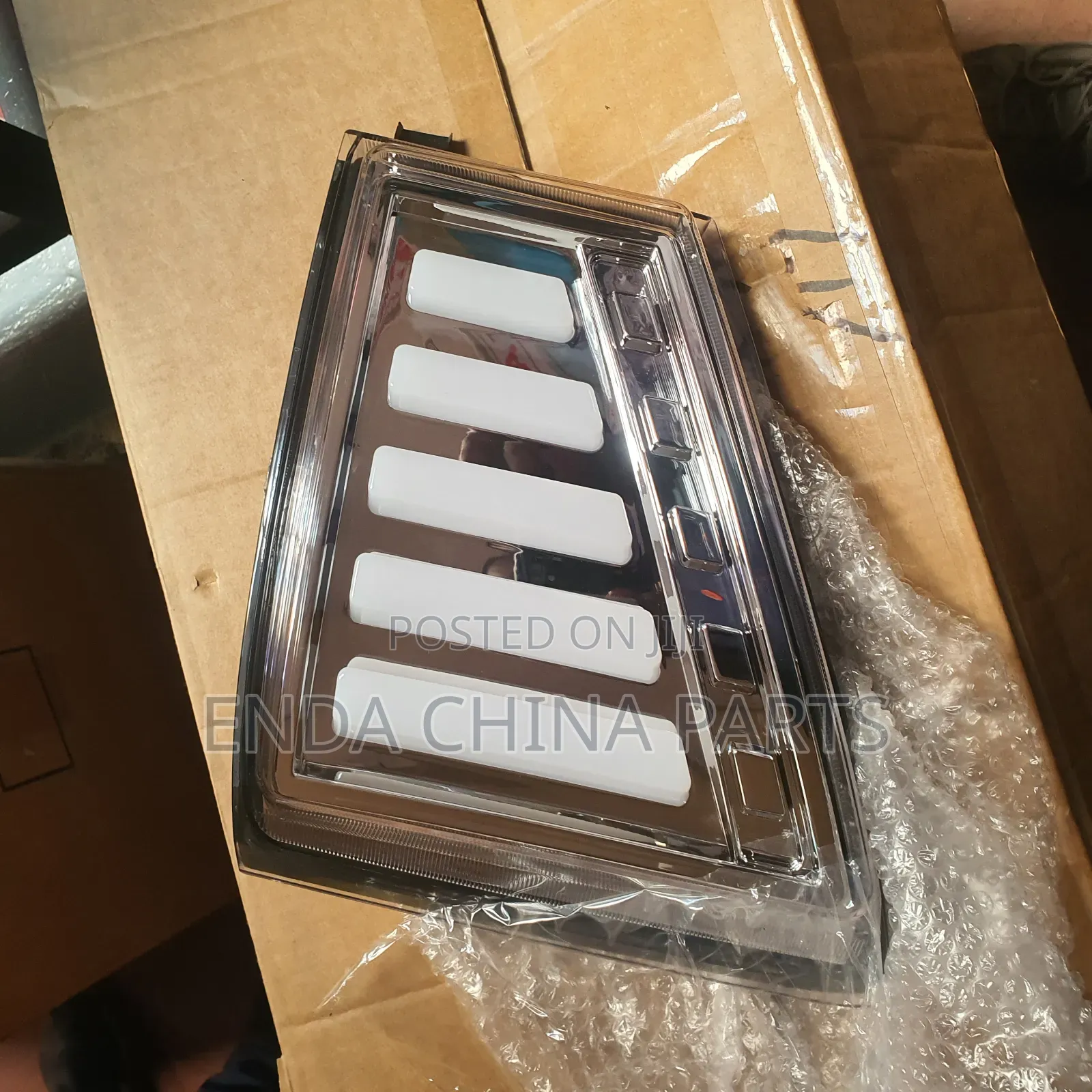 Frr, NQR Headlight