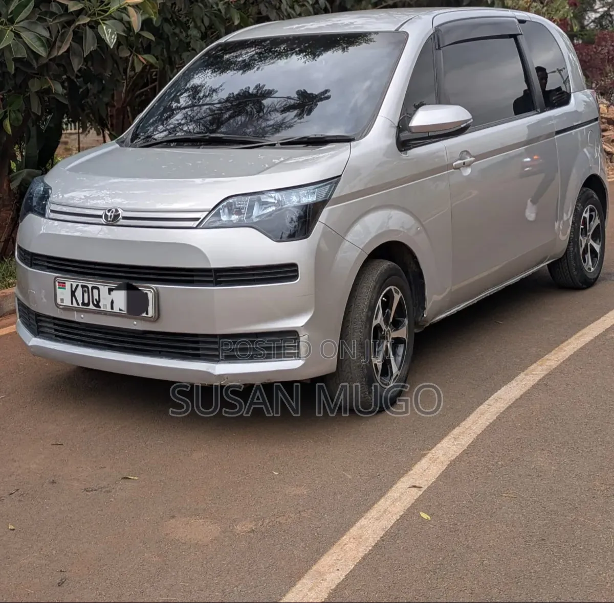 Toyota Spade 2018 Silver