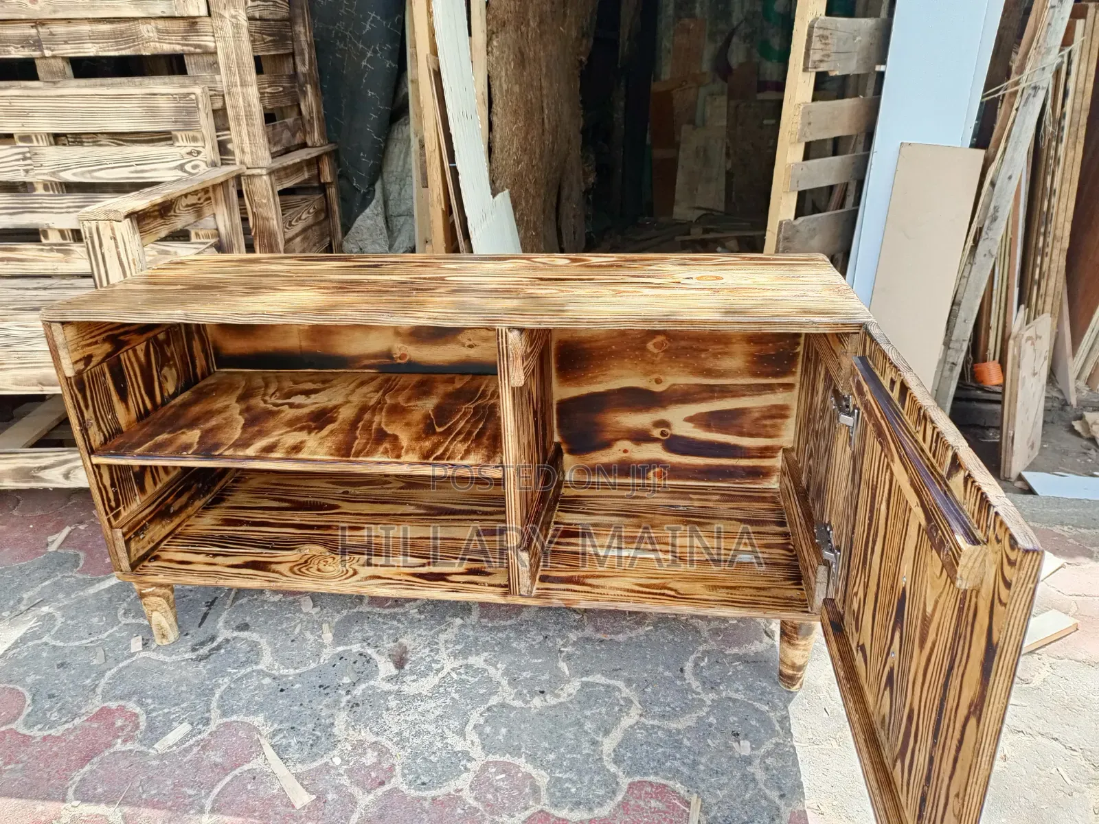 Pallets TV Stand