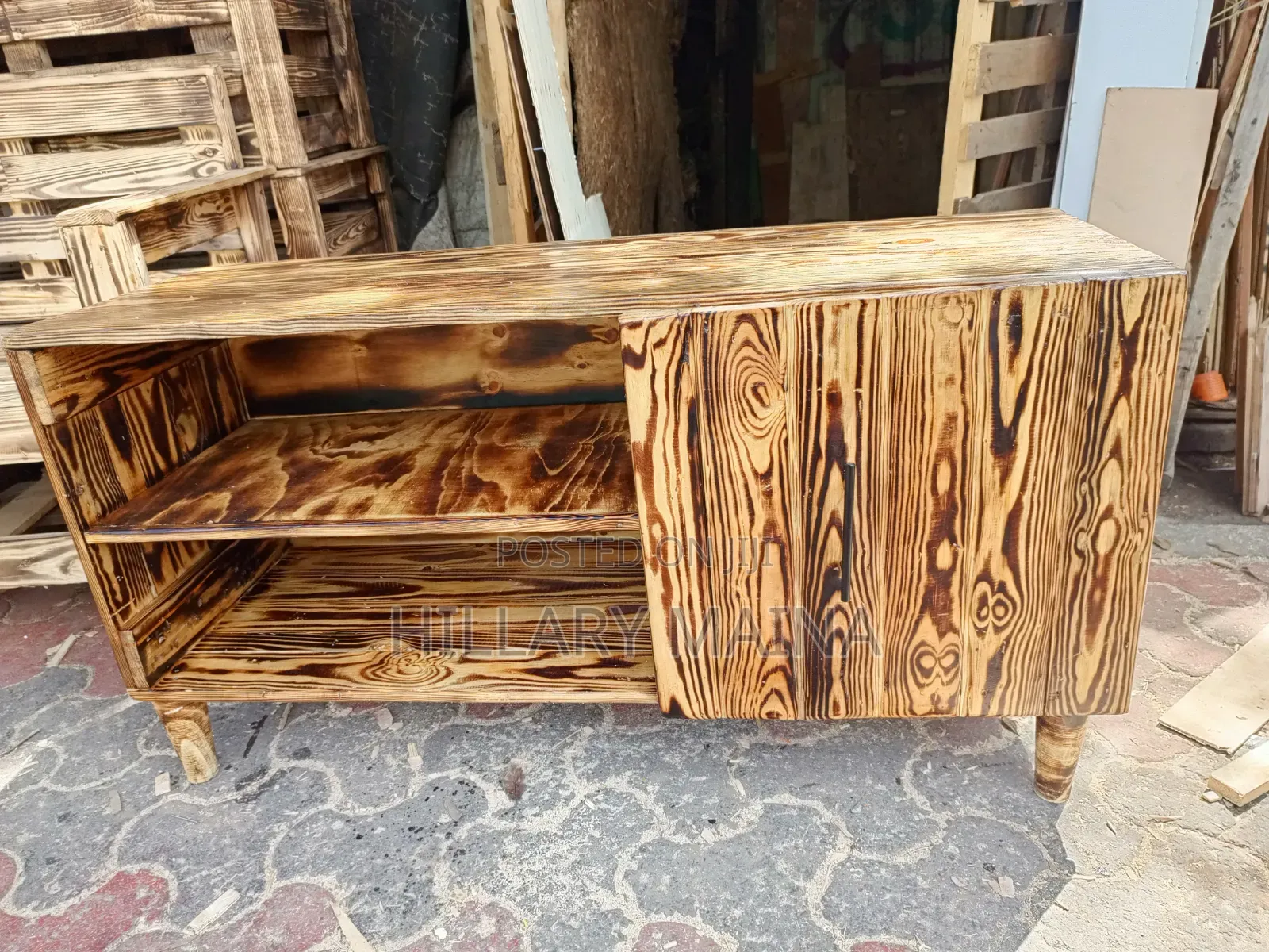 Pallets TV Stand