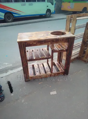Kitchen Table for Pallets