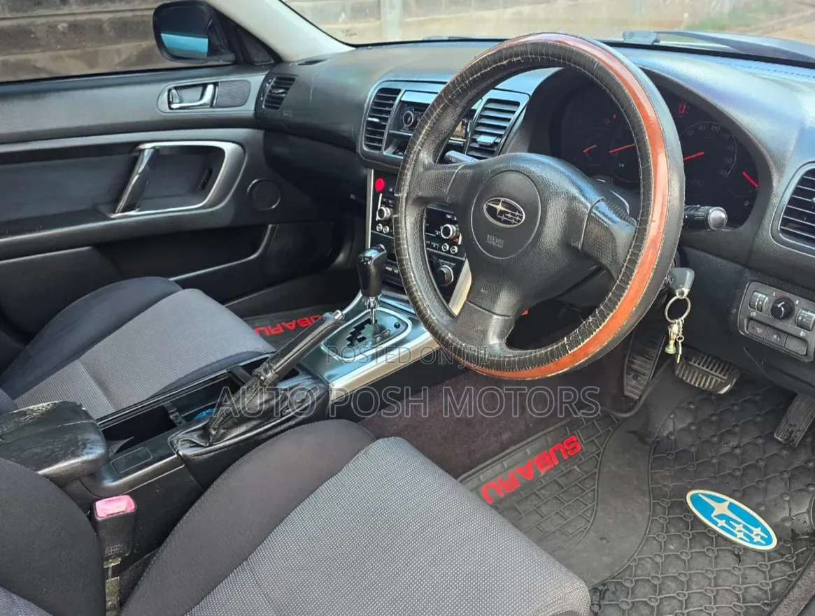 Subaru Legacy 2005 Silver
