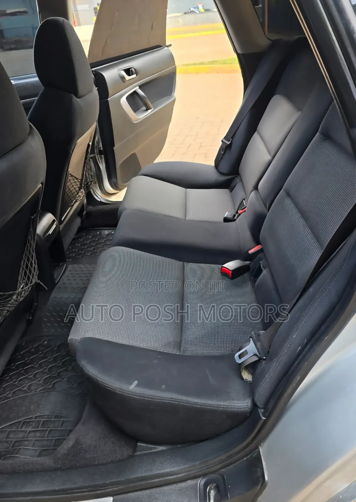 Subaru Legacy 2005 Silver