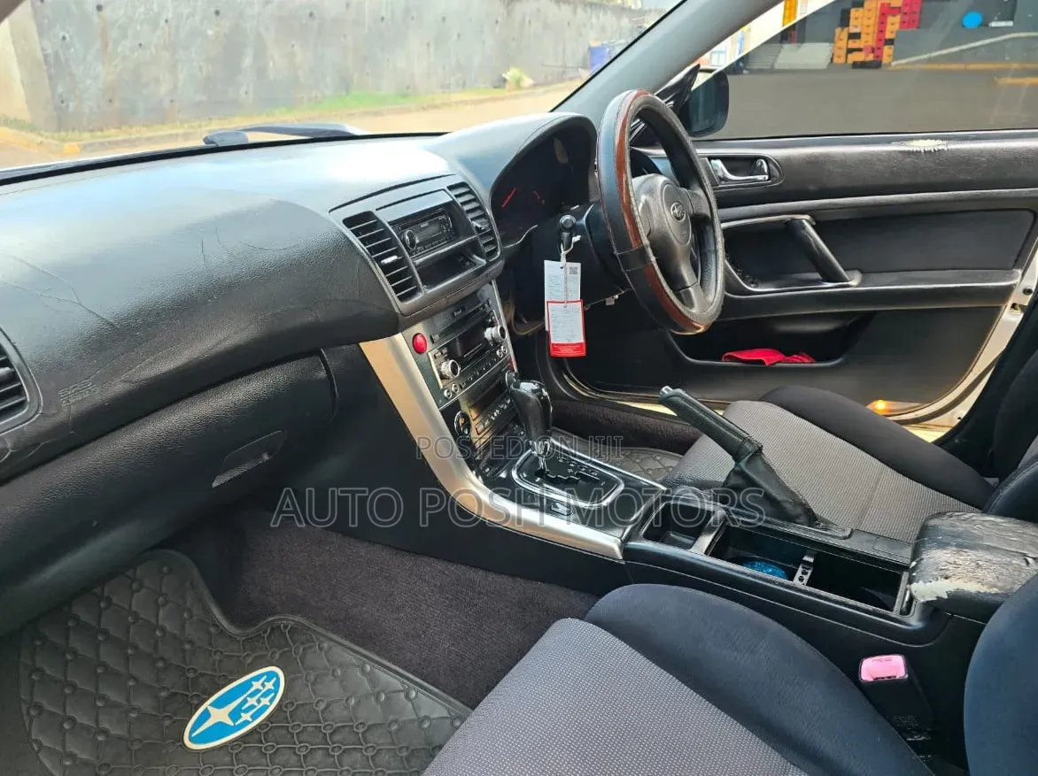 Subaru Legacy 2005 Silver
