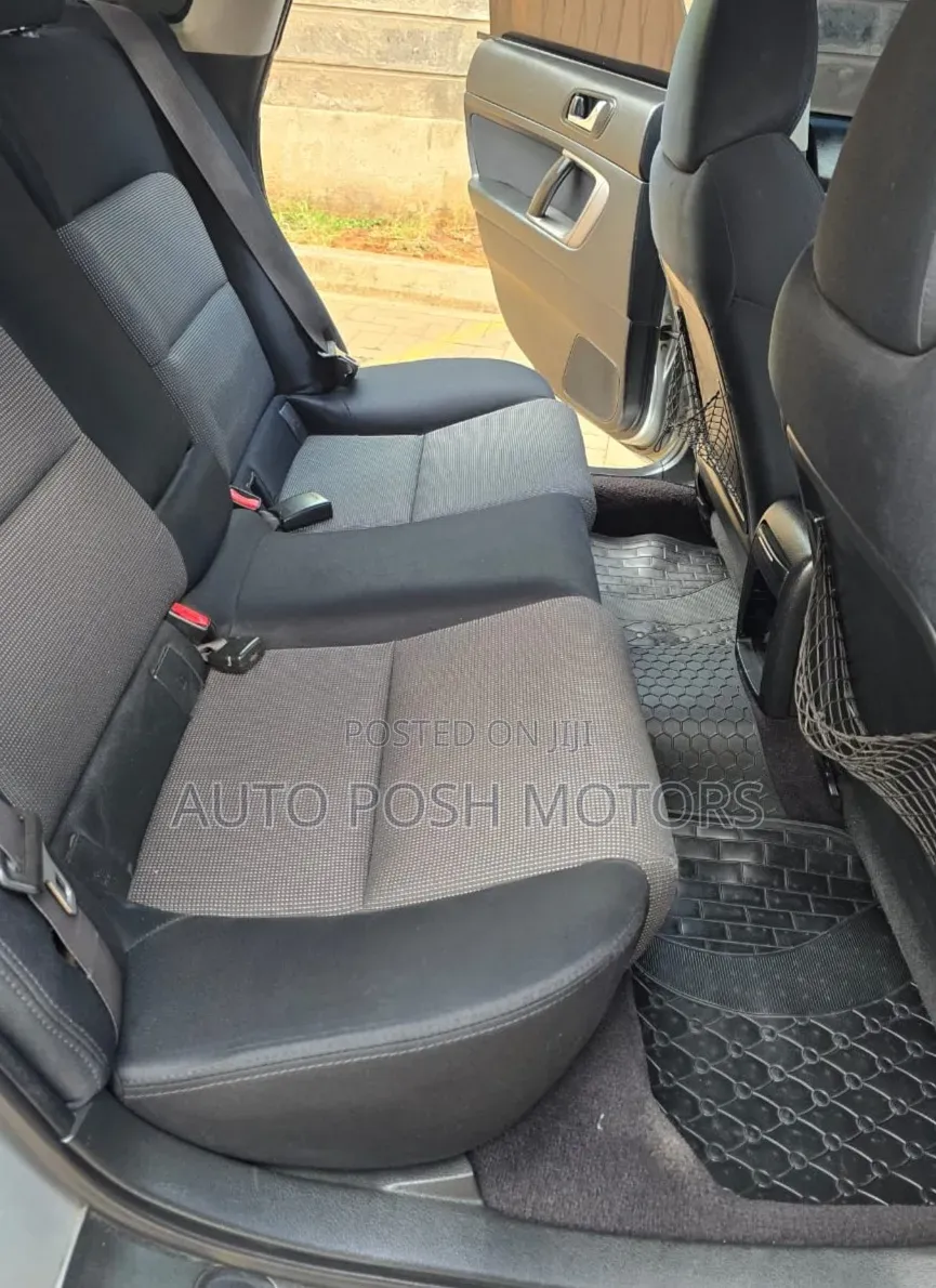 Subaru Legacy 2005 Silver