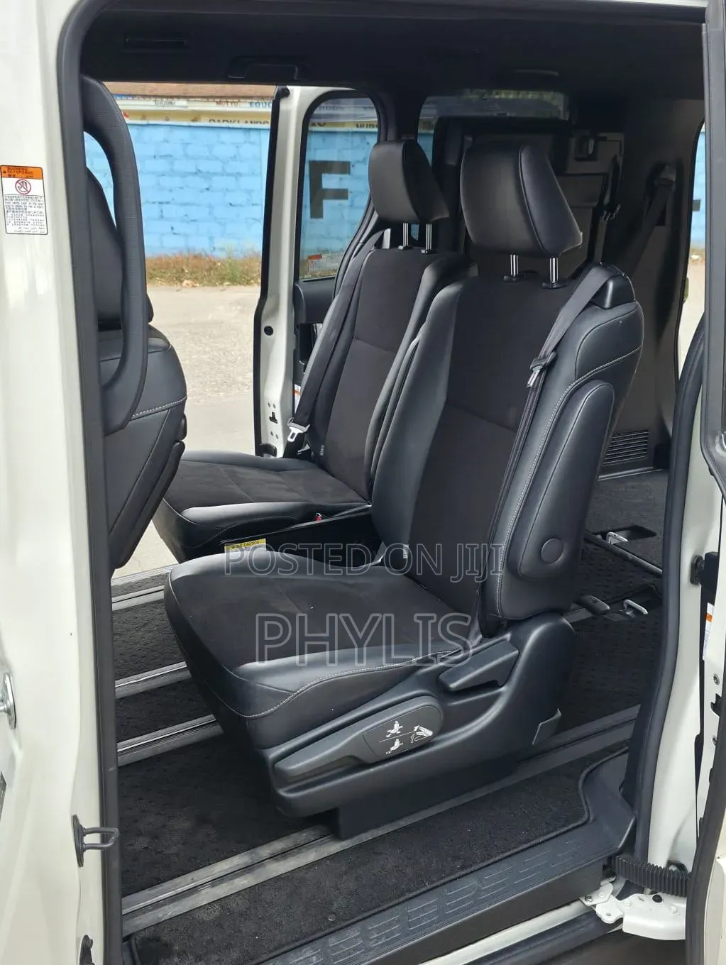 Toyota Noah 2019 White