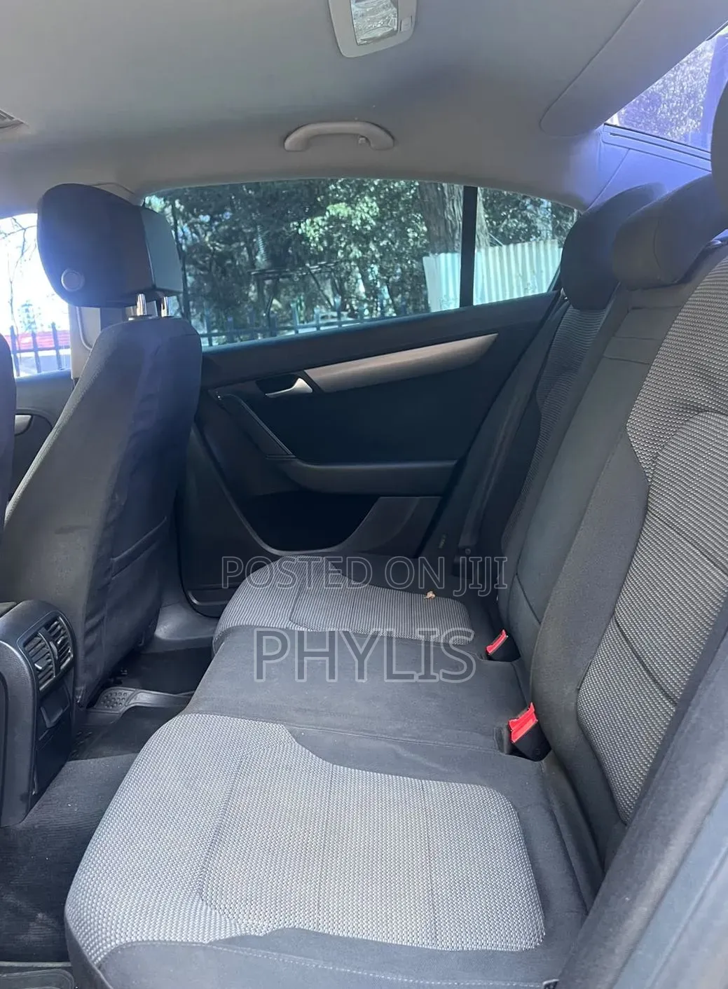Volkswagen Passat 2012 Black