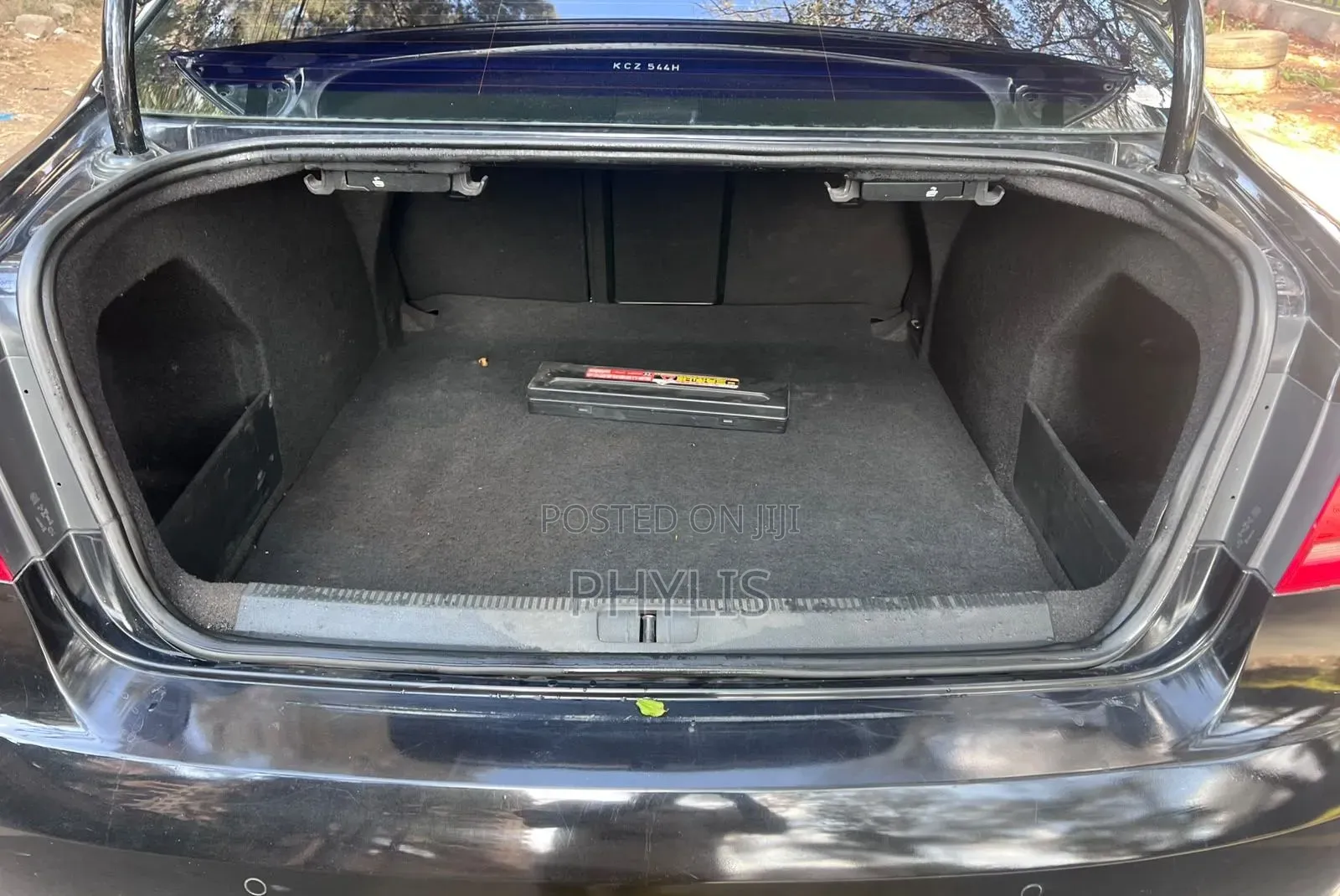 Volkswagen Passat 2012 Black