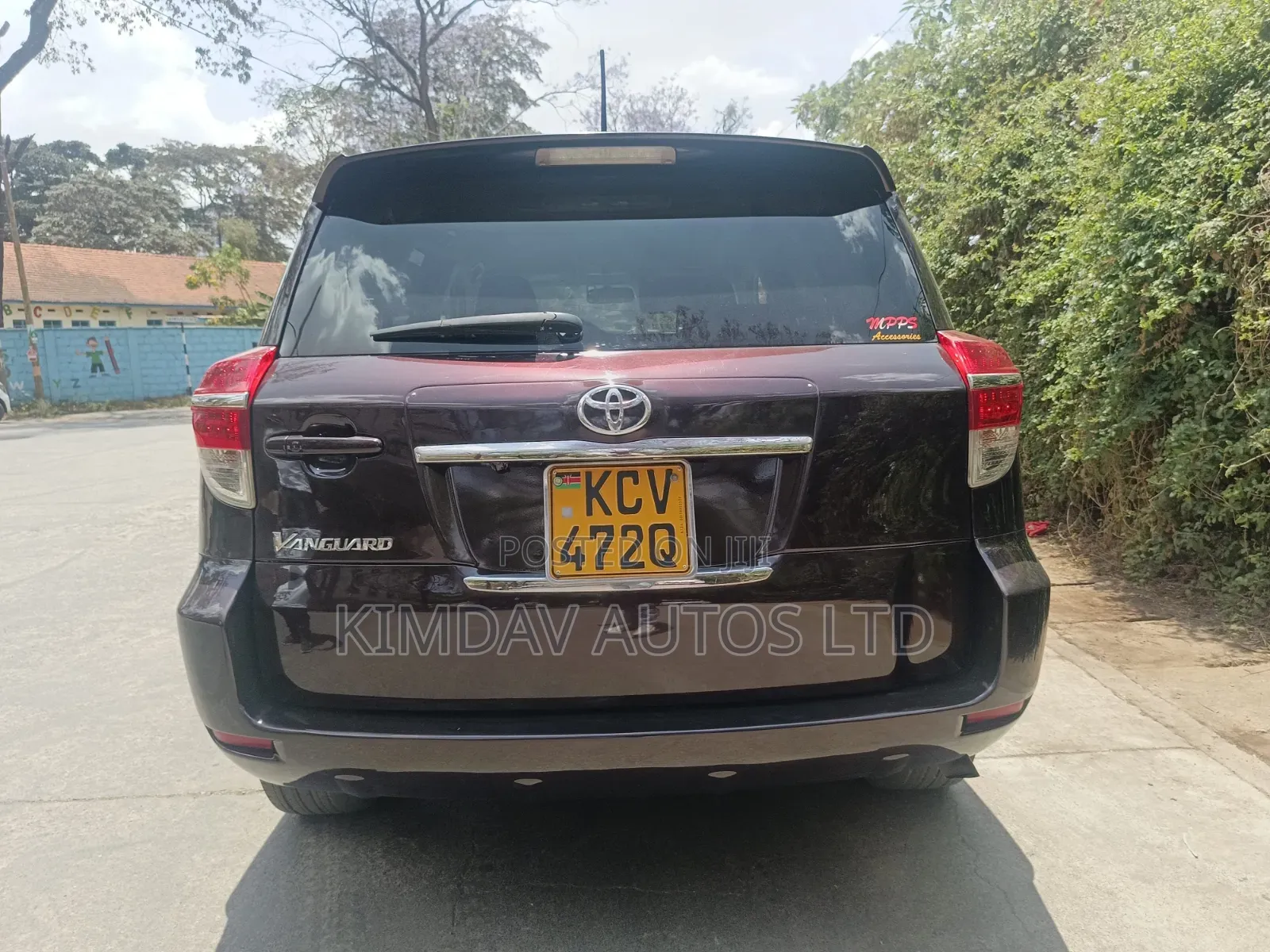 Toyota Vanguard 2012 Maroon