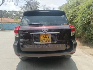 Toyota Vanguard 2012 Maroon