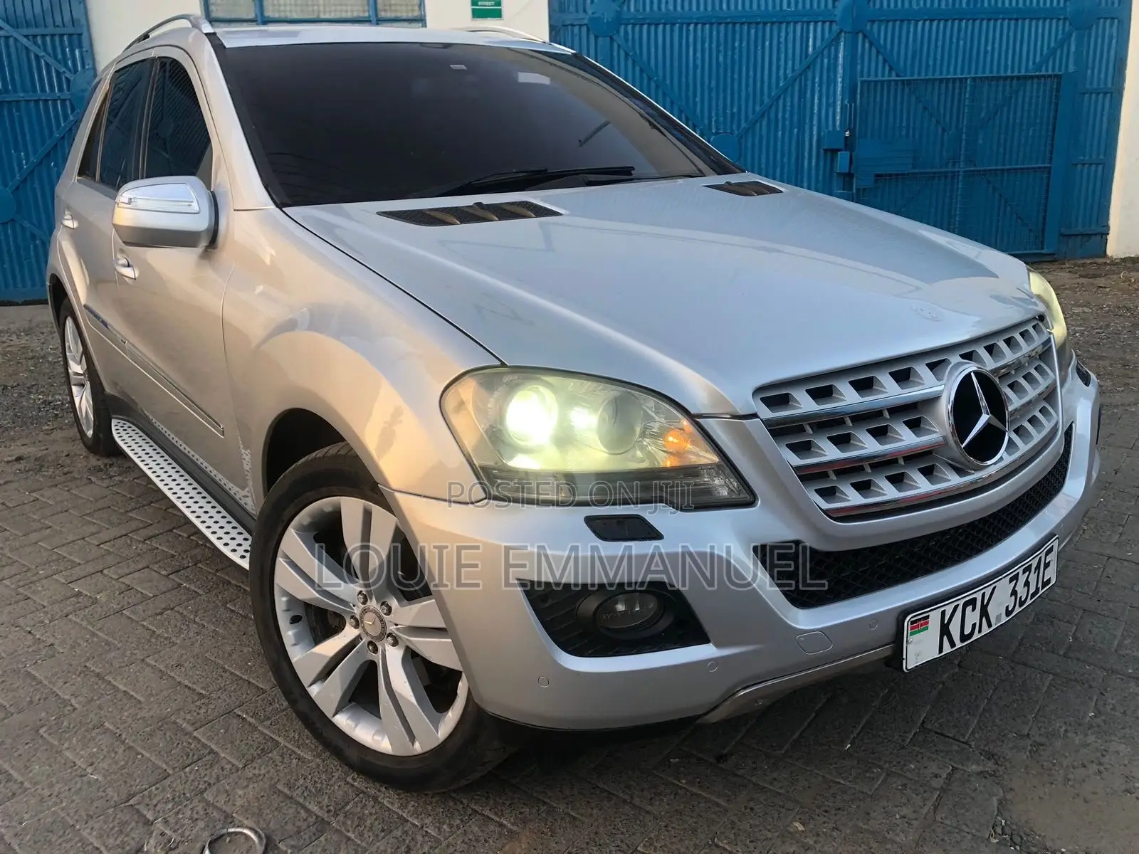 Mercedes-Benz M Class 2011 Silver