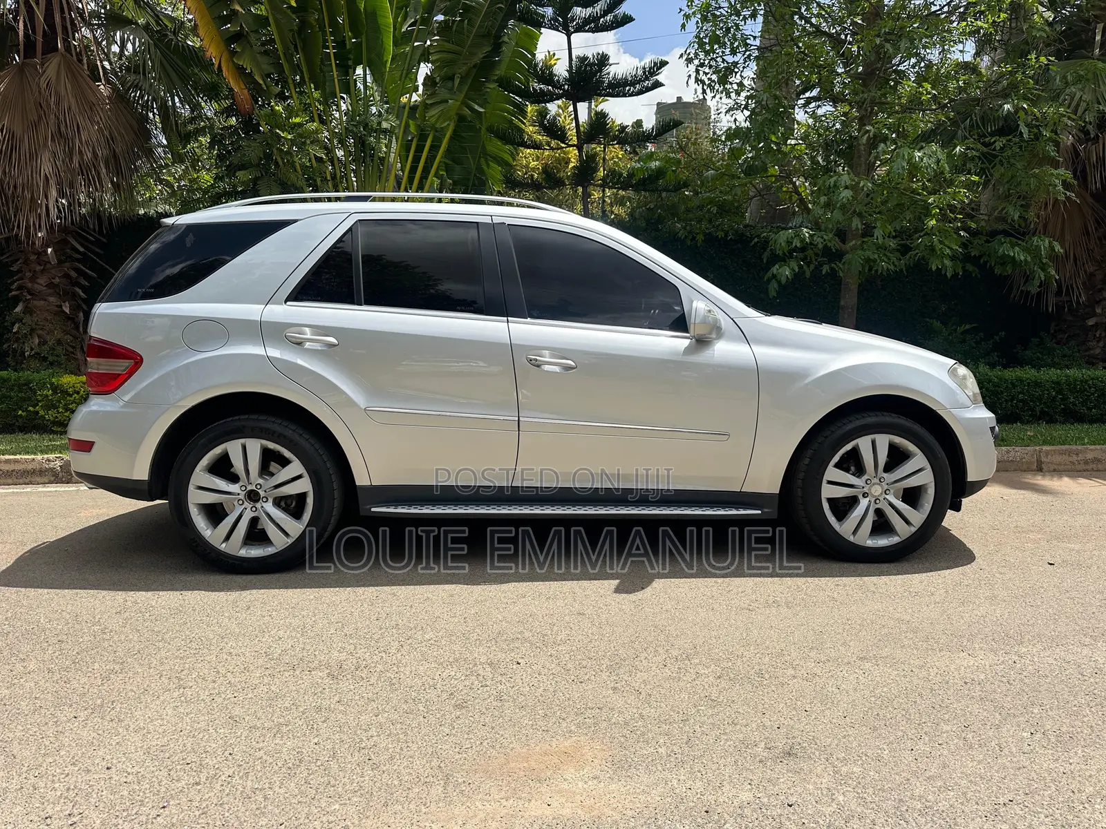 Mercedes-Benz M Class 2011 Silver