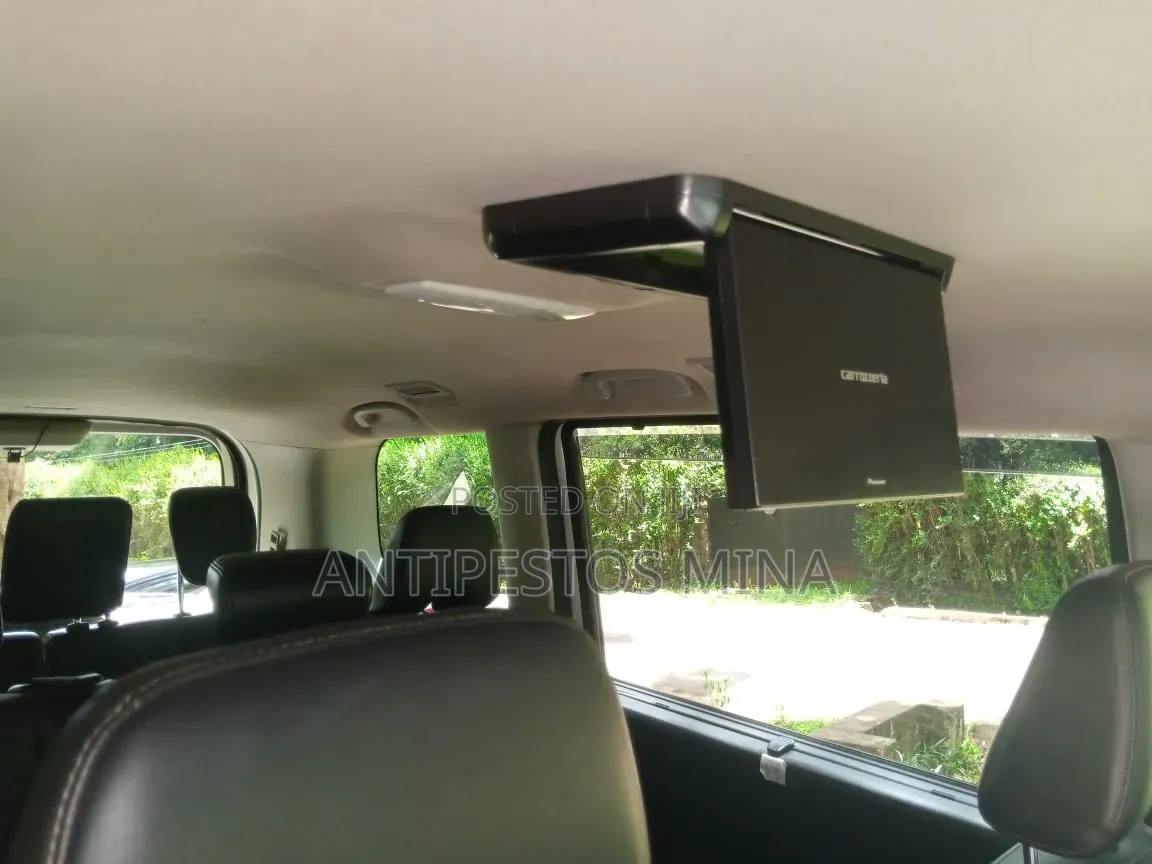 Nissan Serena 2018 White
