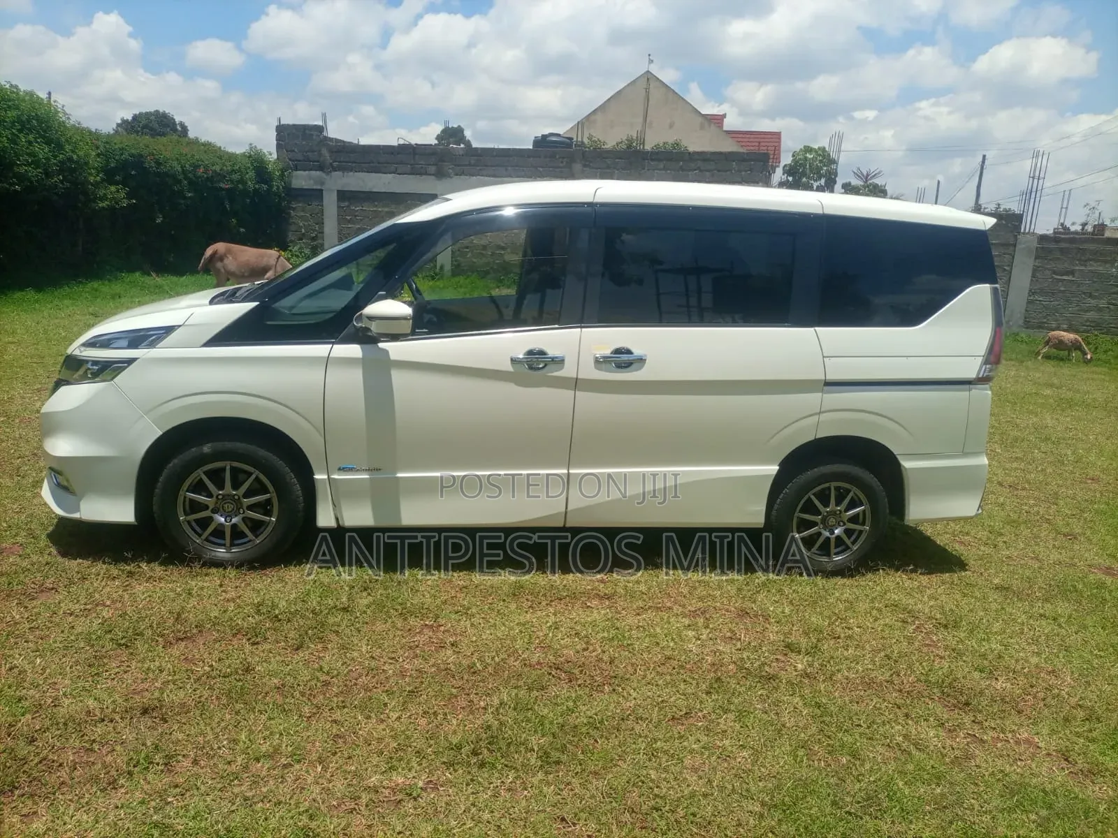 Nissan Serena 2018 White