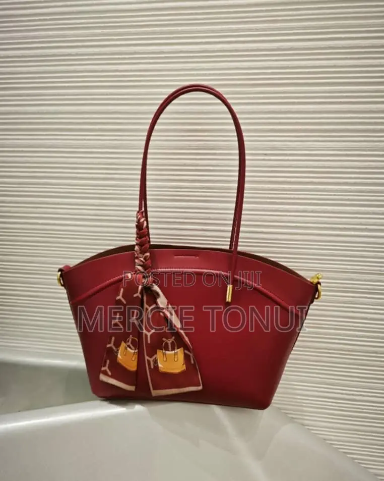 Ladies Classy Handbags for Sale