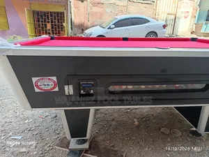 Free Play Commercial Pool Table
