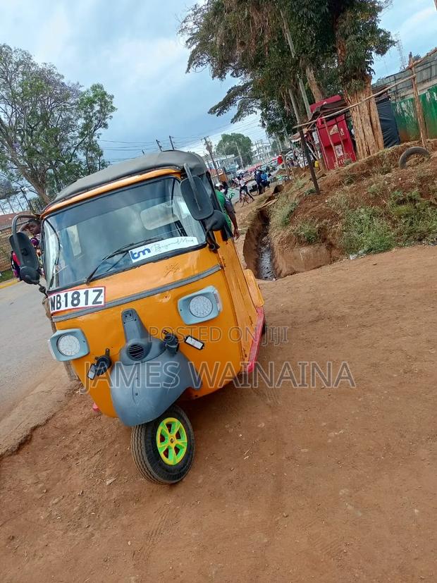 Piaggio Scooter 2019 Yellow