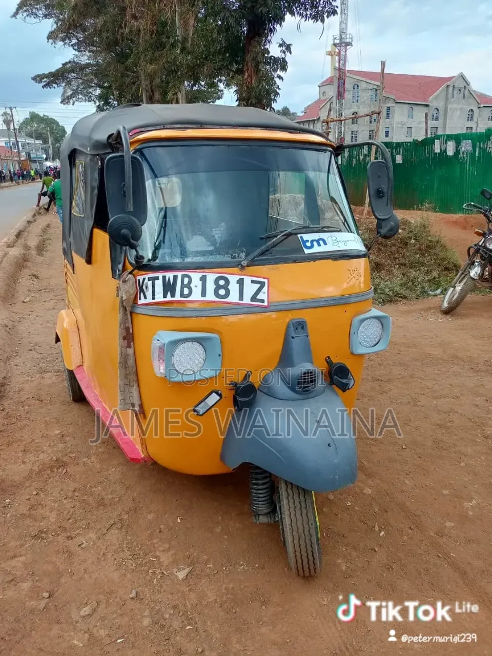 Piaggio Scooter 2019 Yellow