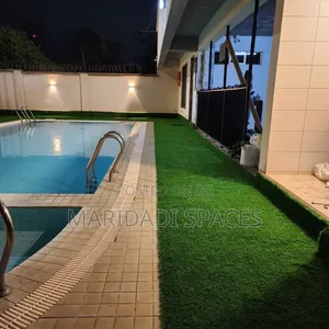 Make Your Pools Look Classy With These 25mm Turf Grass