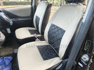 Ractis 1500cc Car Seat Covers