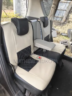 Ractis 1500cc Car Seat Covers
