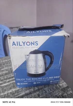 Electric Ailyons Kettle 2 Litres