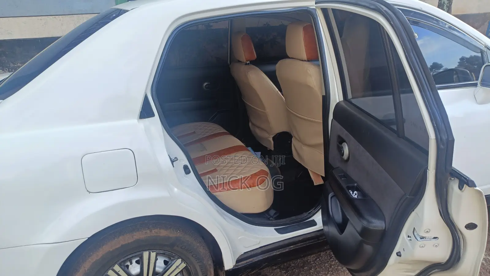 Nissan Tiida 1.5L 16V 2011 White