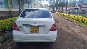 Nissan Tiida 1.5L 16V 2011 White