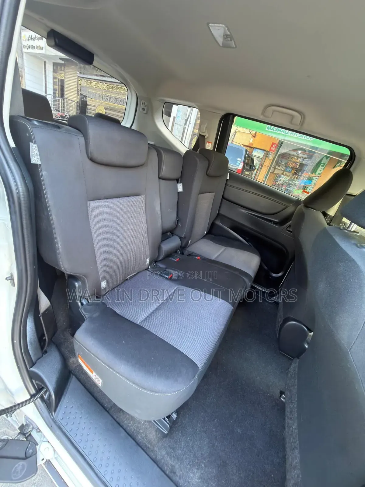 Toyota Sienta 2019 White