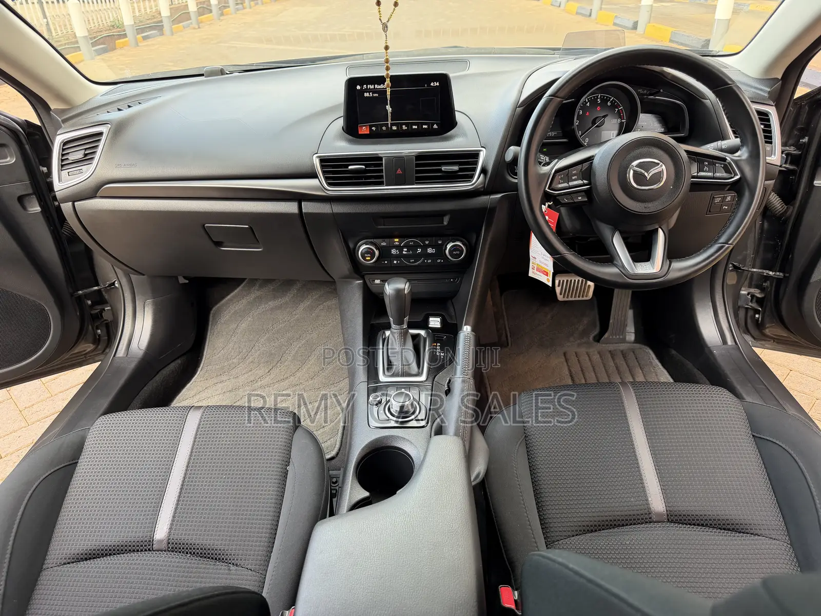 Mazda Axela 2019 Gray