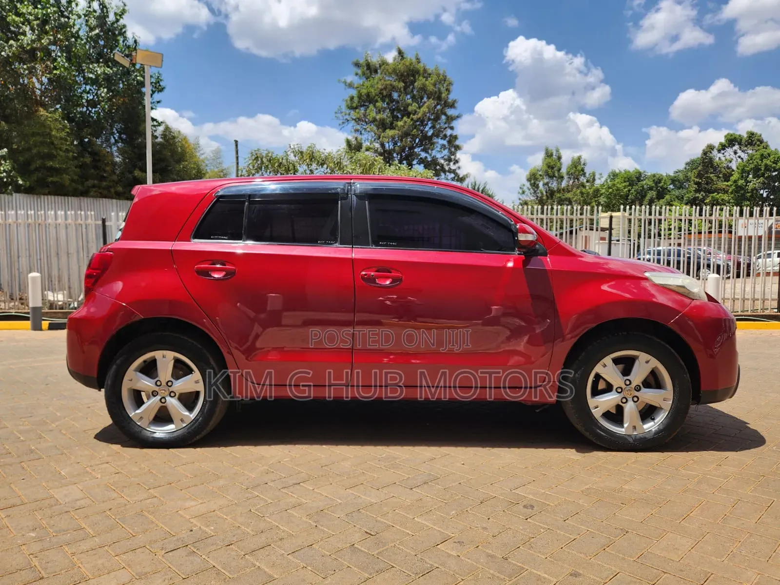 Toyota IST 2008 Red
