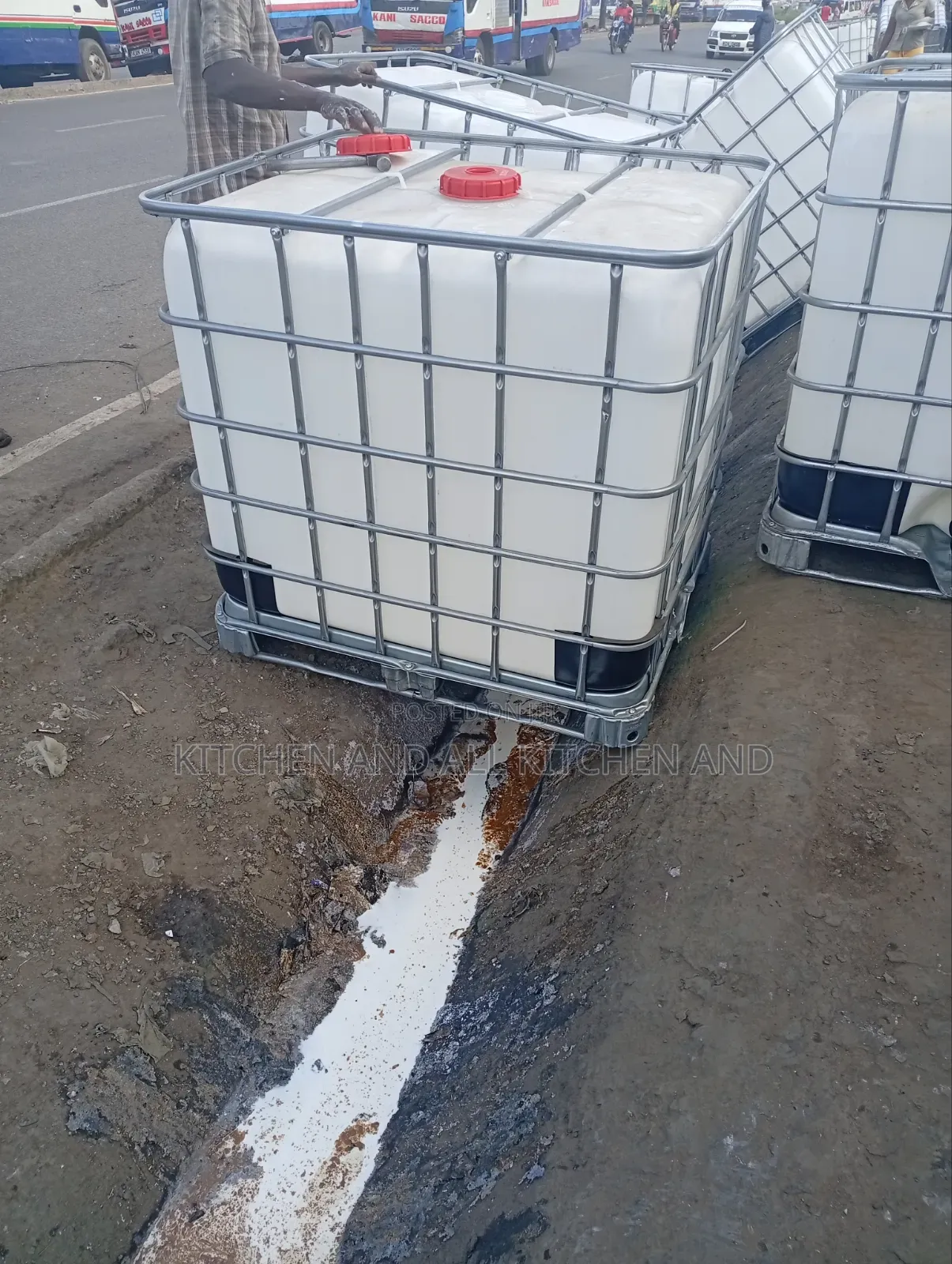 Cube Tank 1000 LTRS