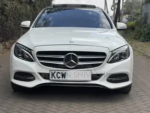 Mercedes-Benz C200 2016 White