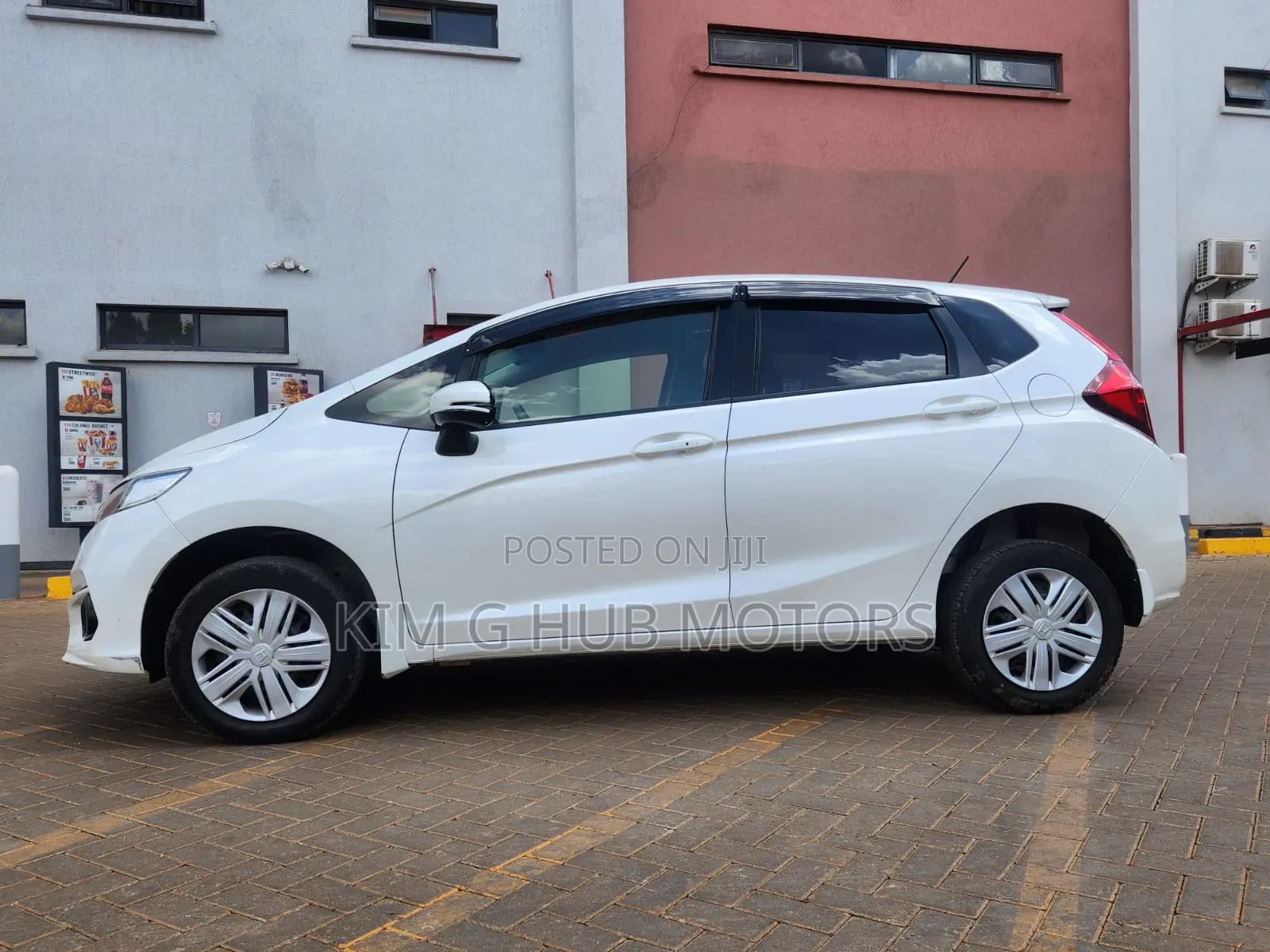 Honda Fit 2018 Pearl