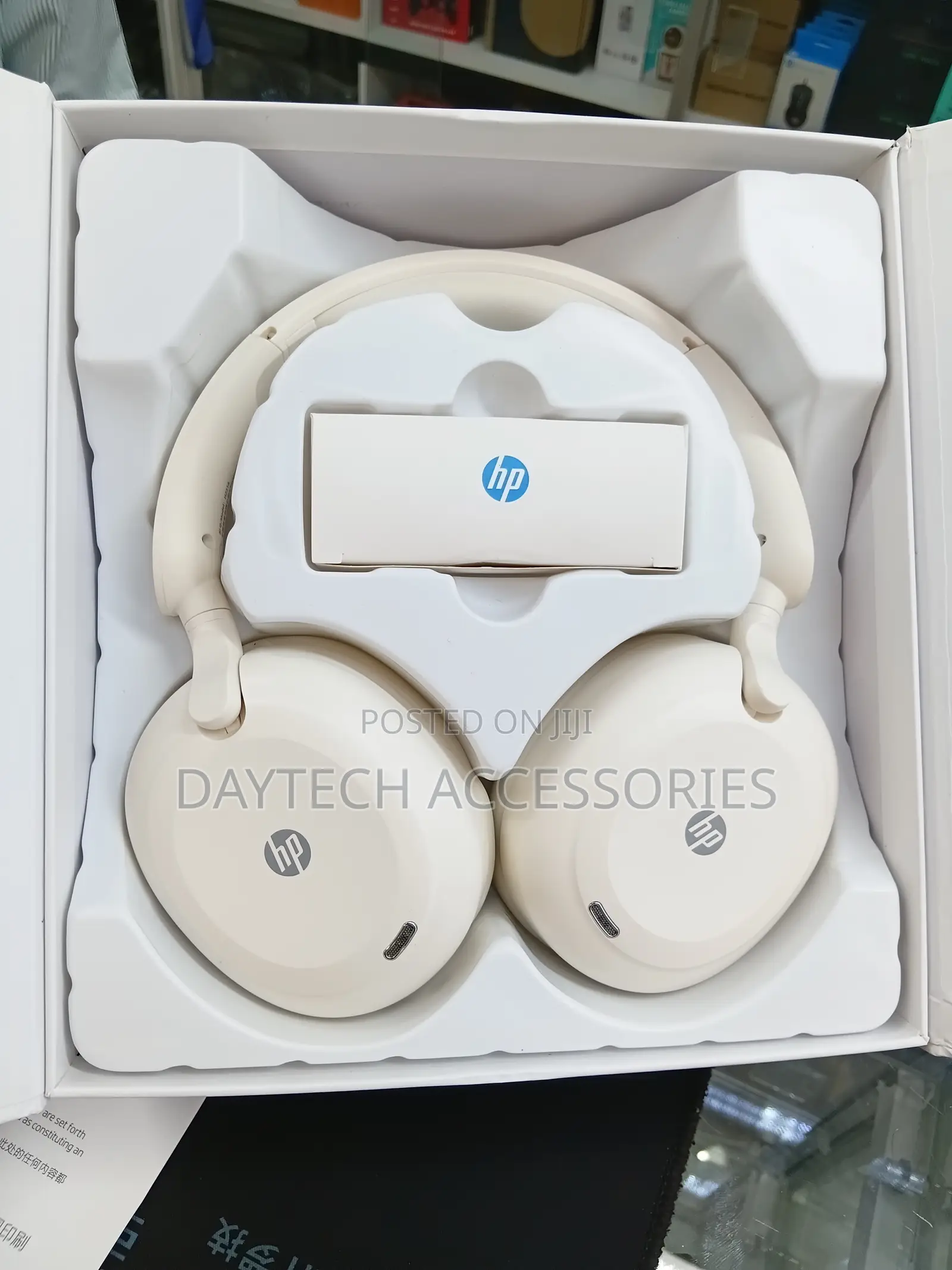 HP H231A Active Noise Cancelling Headphones