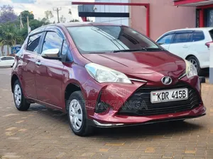 Toyota Vitz 1.0 FWD 5dr 2017 Maroon