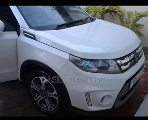 Suzuki Escudo 2017 White
