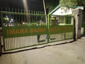 1bdrm Bedsitter in Imara Daima Estate, City Cabanas for rent