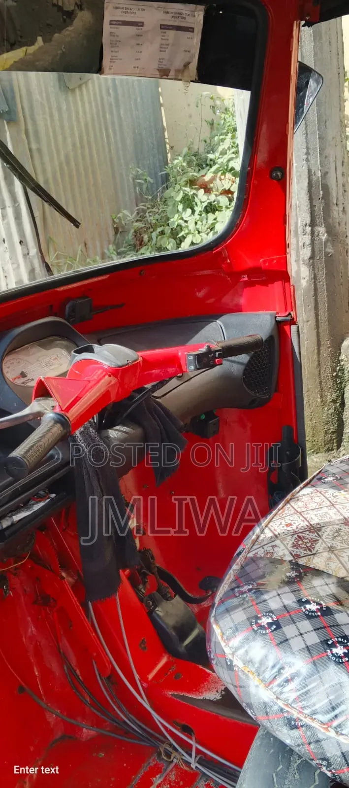 Piaggio 2022 Red