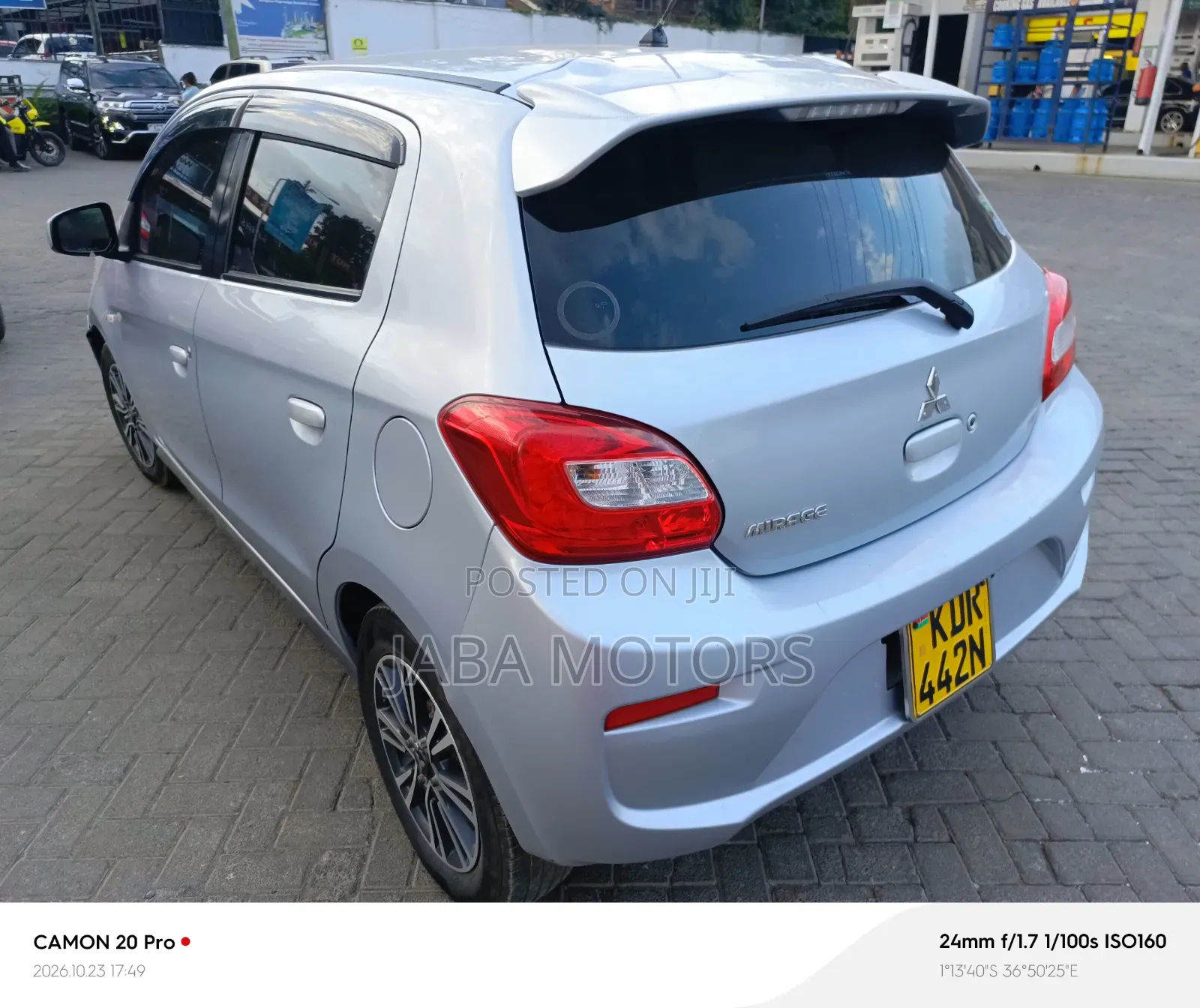 Mitsubishi Mirage 2017 Silver