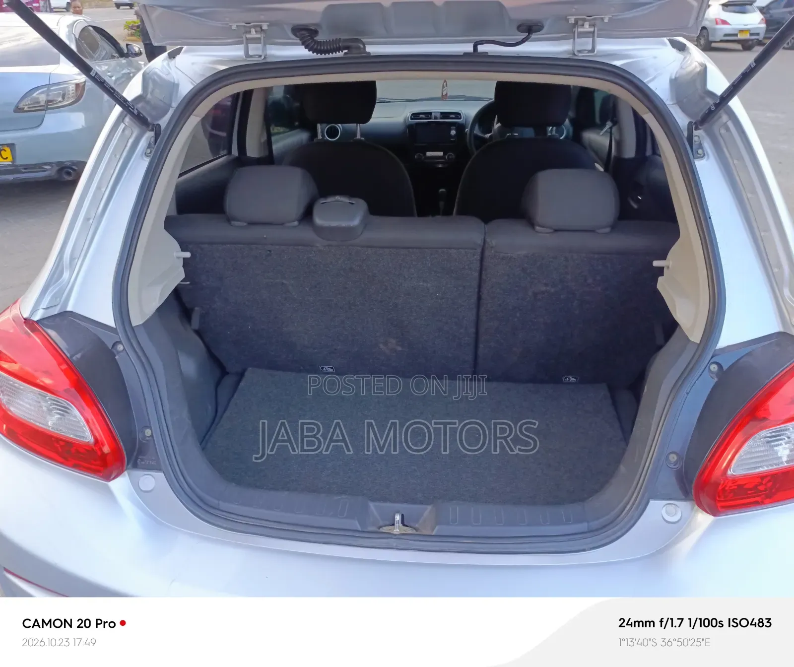 Mitsubishi Mirage 2017 Silver