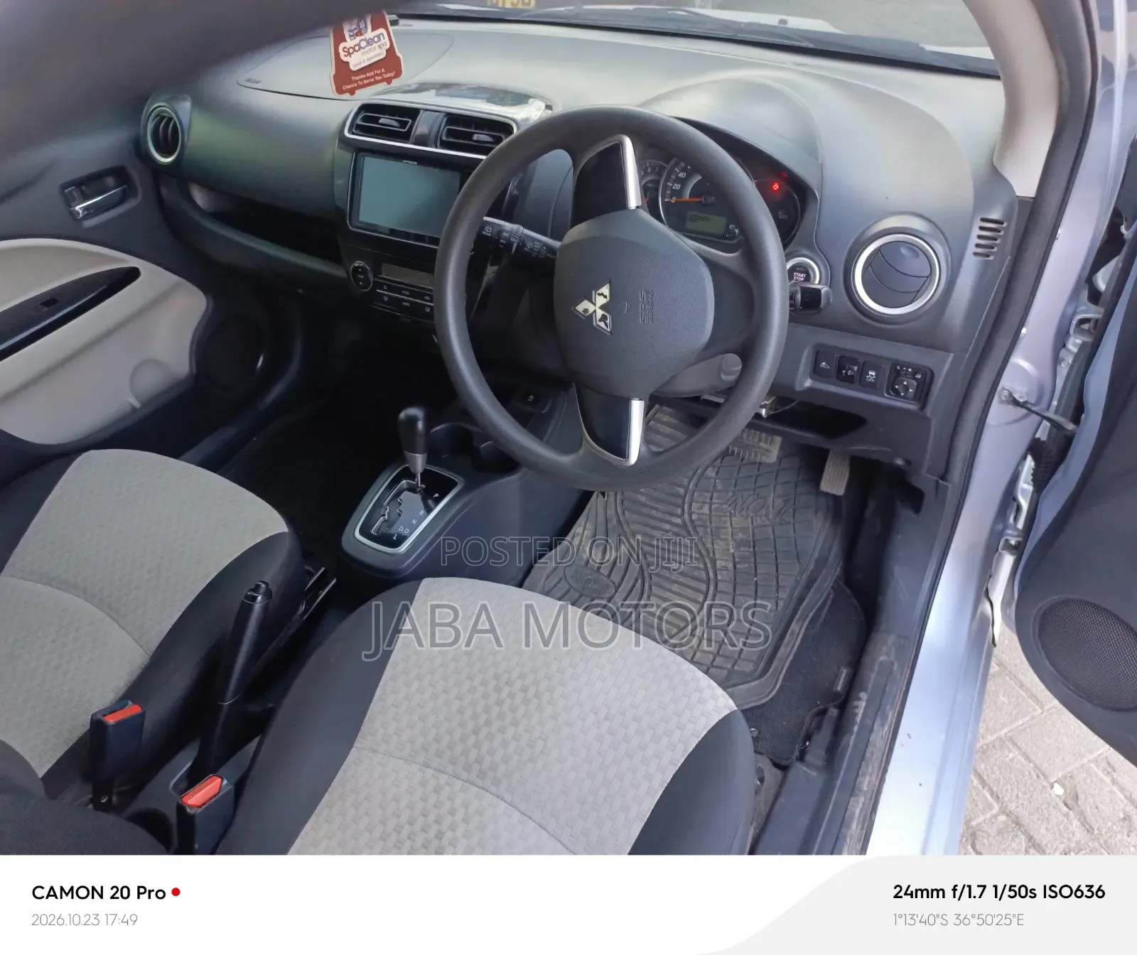 Mitsubishi Mirage 2017 Silver
