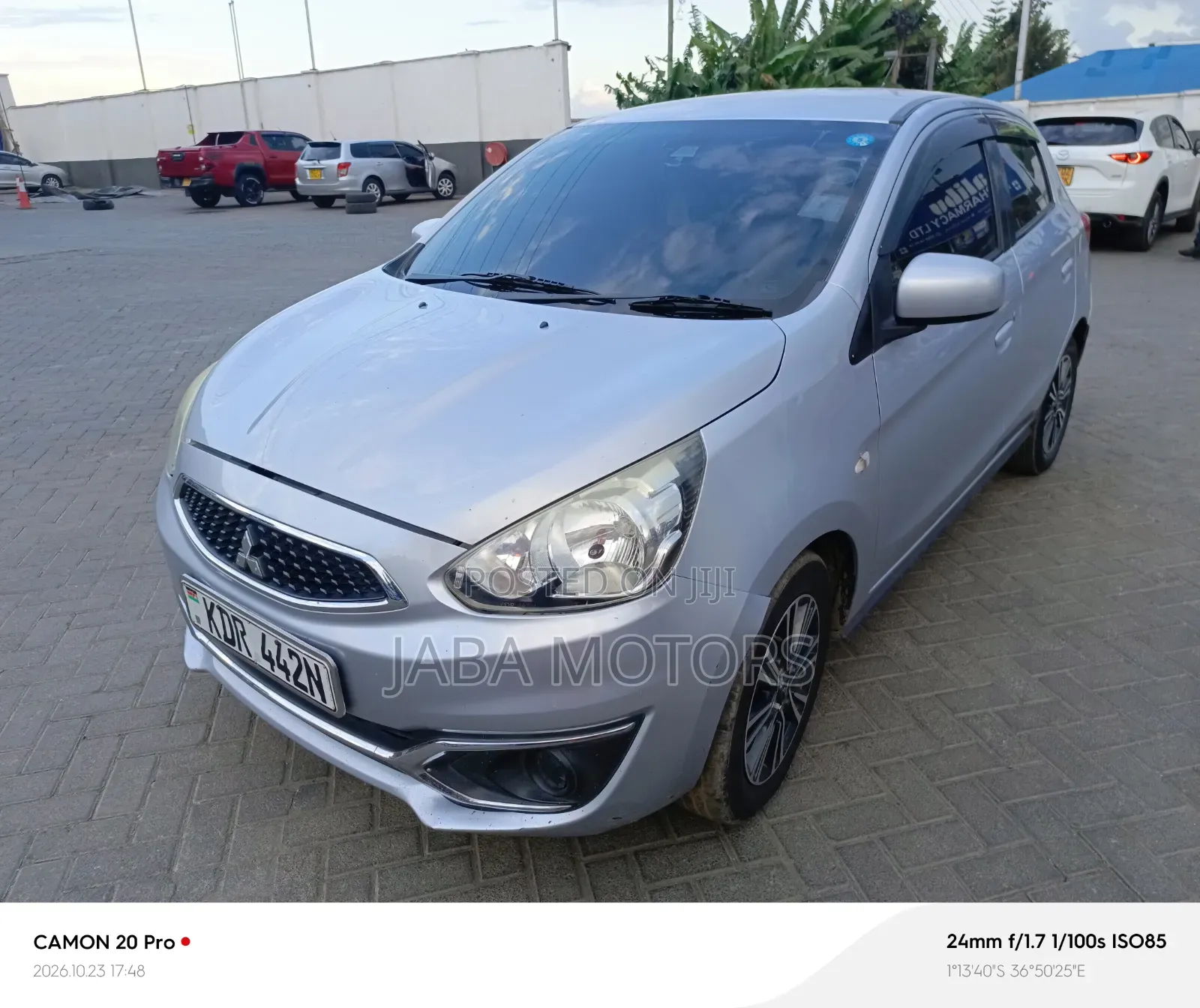 Mitsubishi Mirage 2017 Silver
