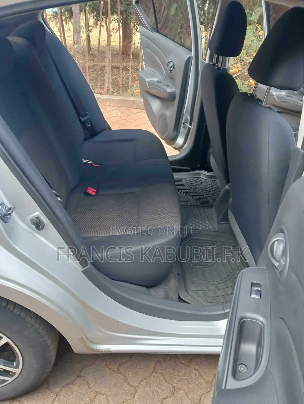 Nissan Latio 1.2 2013 Silver