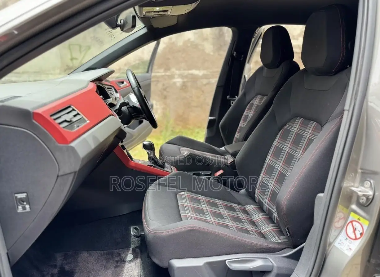 Volkswagen Polo 2019 Gray