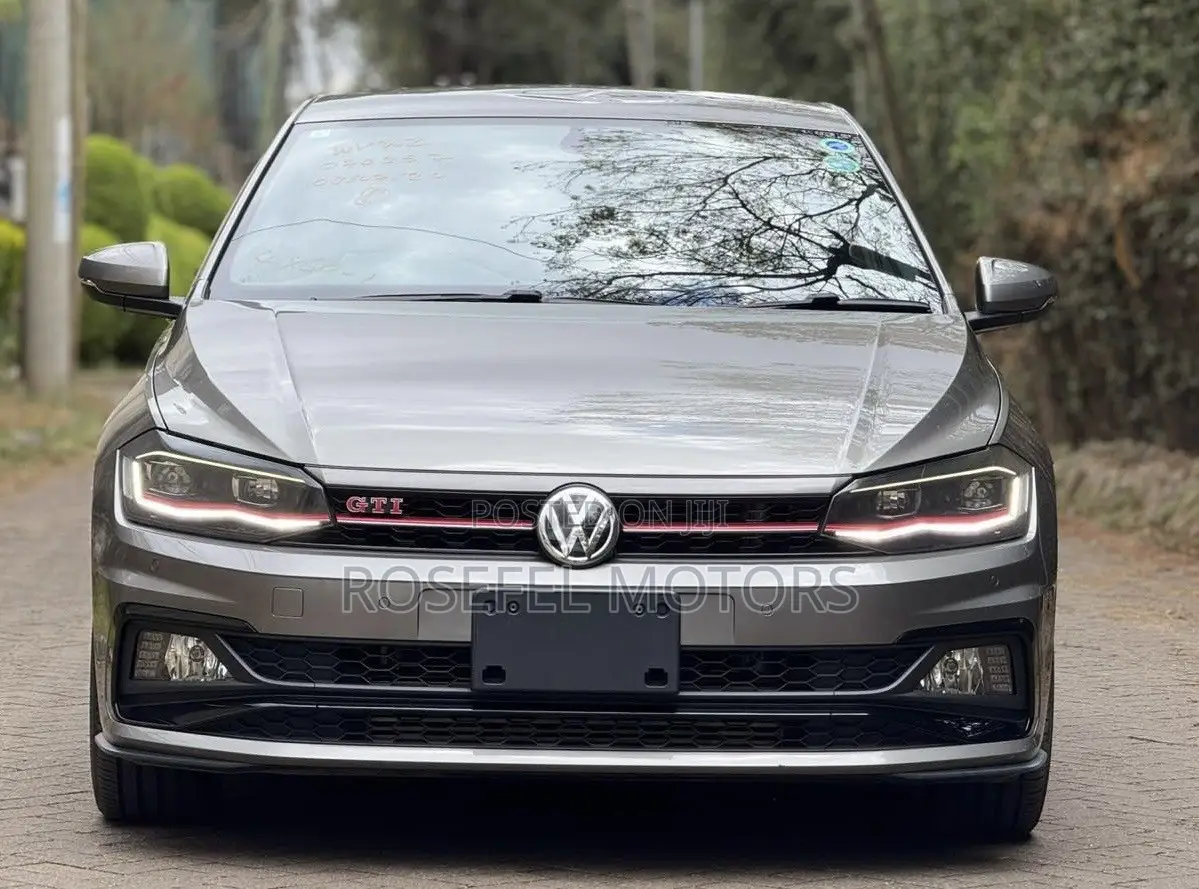 Volkswagen Polo 2019 Gray