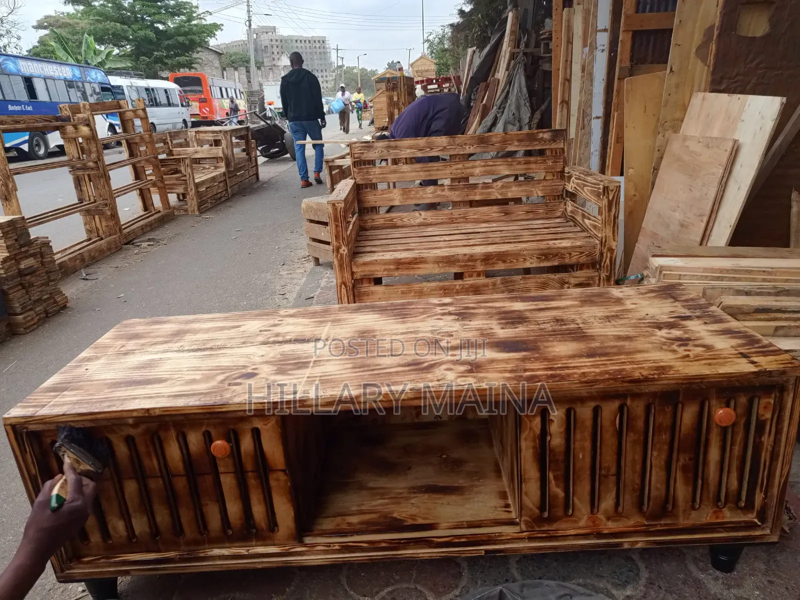 TV Stand for Pallets